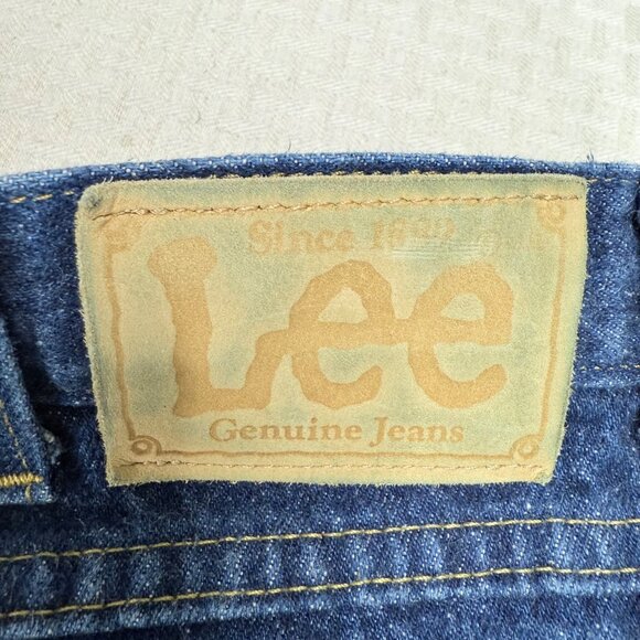 Lee Genuine Jeans Mens Size 36X32 Blue Denim Straight-Leg Classic Fit - Picture 3 of 9